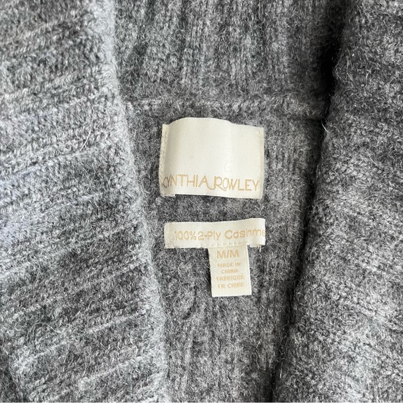 LAST CHANCE Grey Cashmere Long Cardigan - Picture 3 of 5